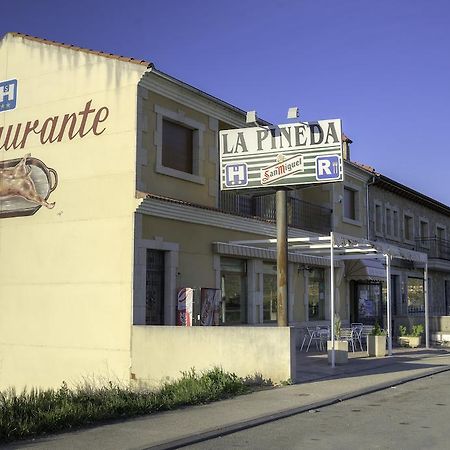 Hostal Restaurante La Pineda El Barco de Ávila 외부 사진