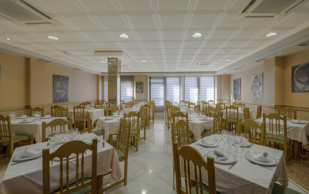 Hostal Restaurante La Pineda El Barco de Ávila 외부 사진